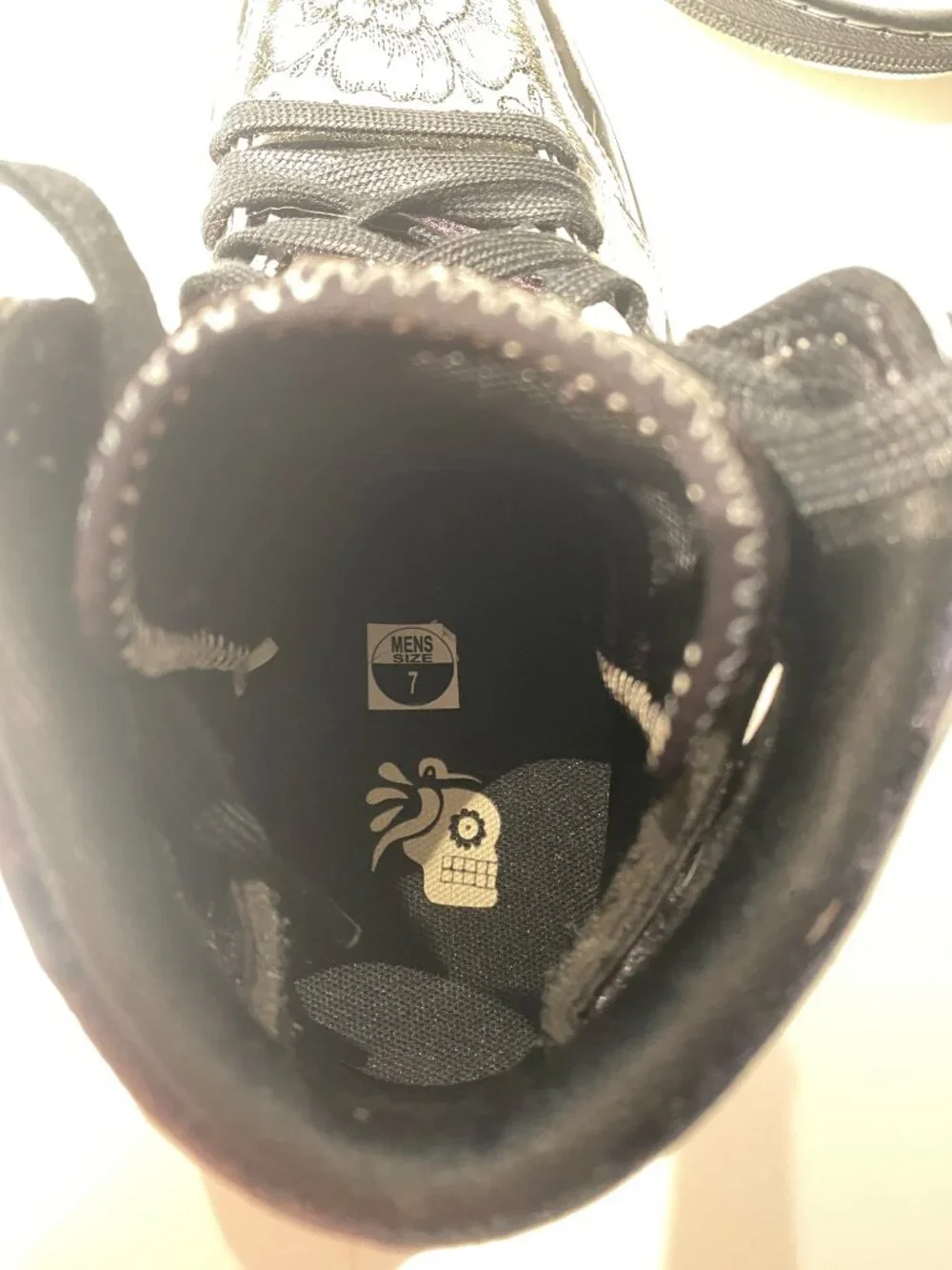 Nike Air Jordan 1 Zoom CMFT 2 Familia Dia de Muertos Mens 7, womens 8.5